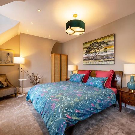 Luxury Central Home - Parking & Ev Point, Superking Bed แคนเทอร์เบอรี ภายนอก รูปภาพ